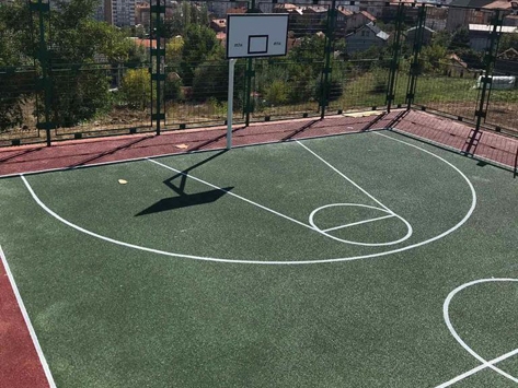 OUTDOOR SPORTS COURT